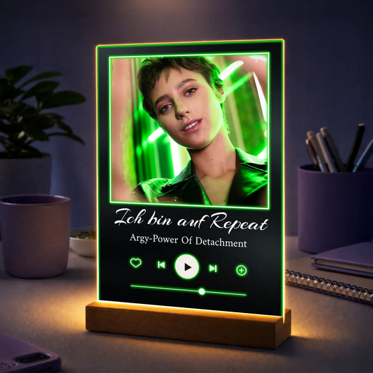 Geschenk für Frau zum Geburtstag – personalisierter Fotodruck auf Acrylglas Lieblingssong