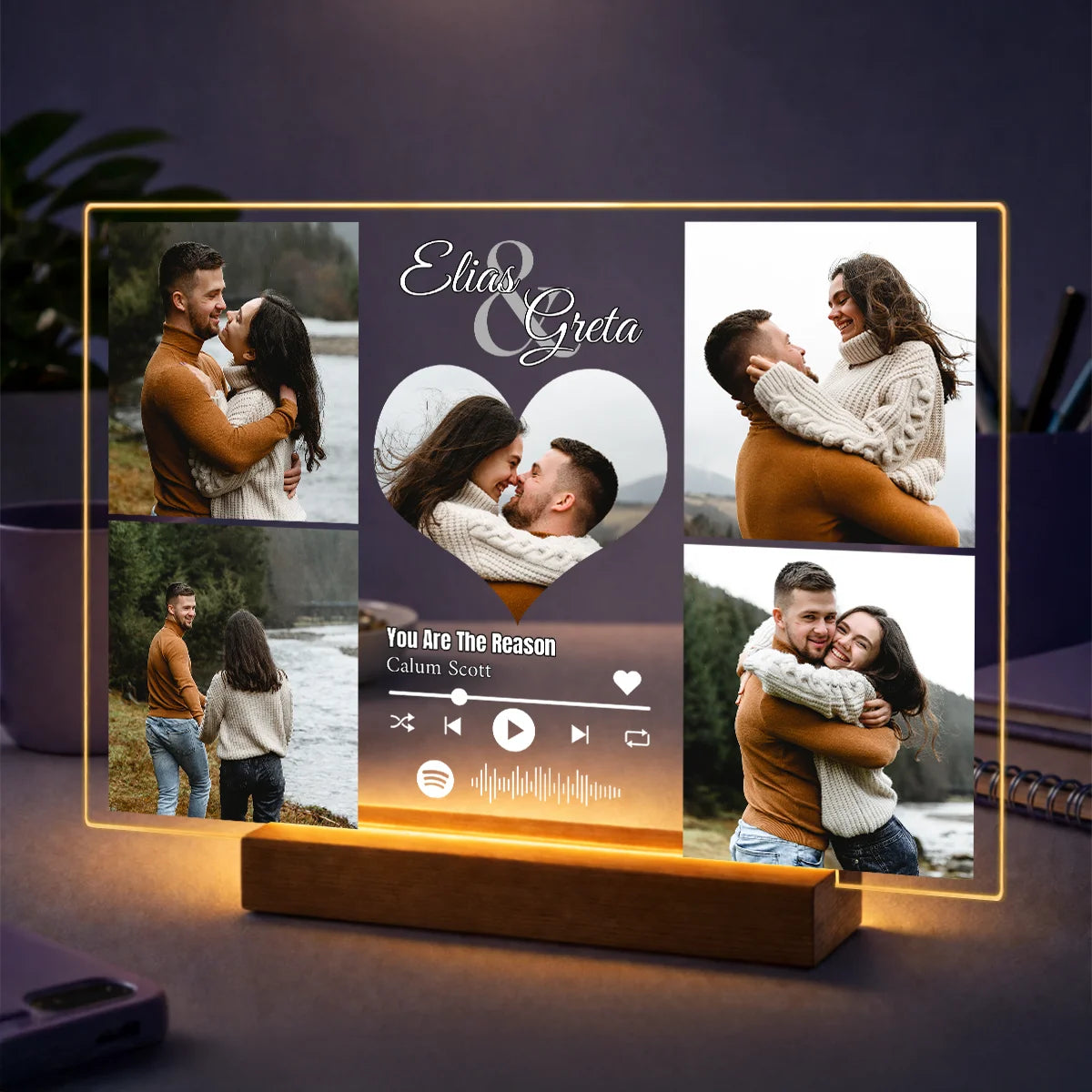 Personalisierte Fotocollage eines Paares auf Acrylglas mit Songmotiv und romantischen Fotos Verliebter am See