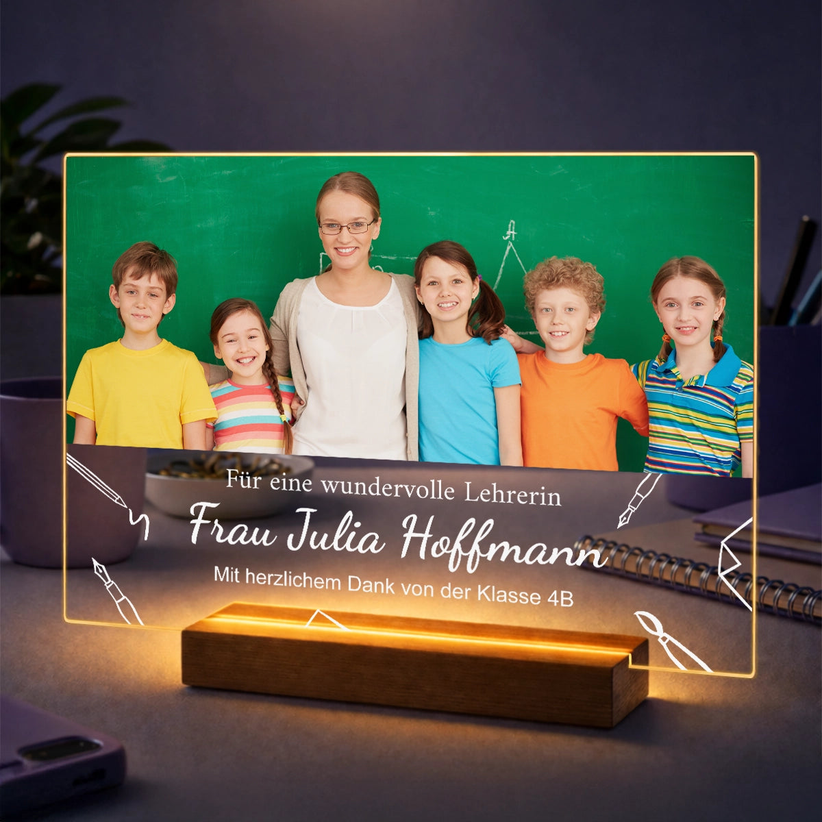 Foto auf Acrylglas im Querformat mit Klassenfoto - Geschenk für die Lehrerin mit Name und persönlichem Dank
