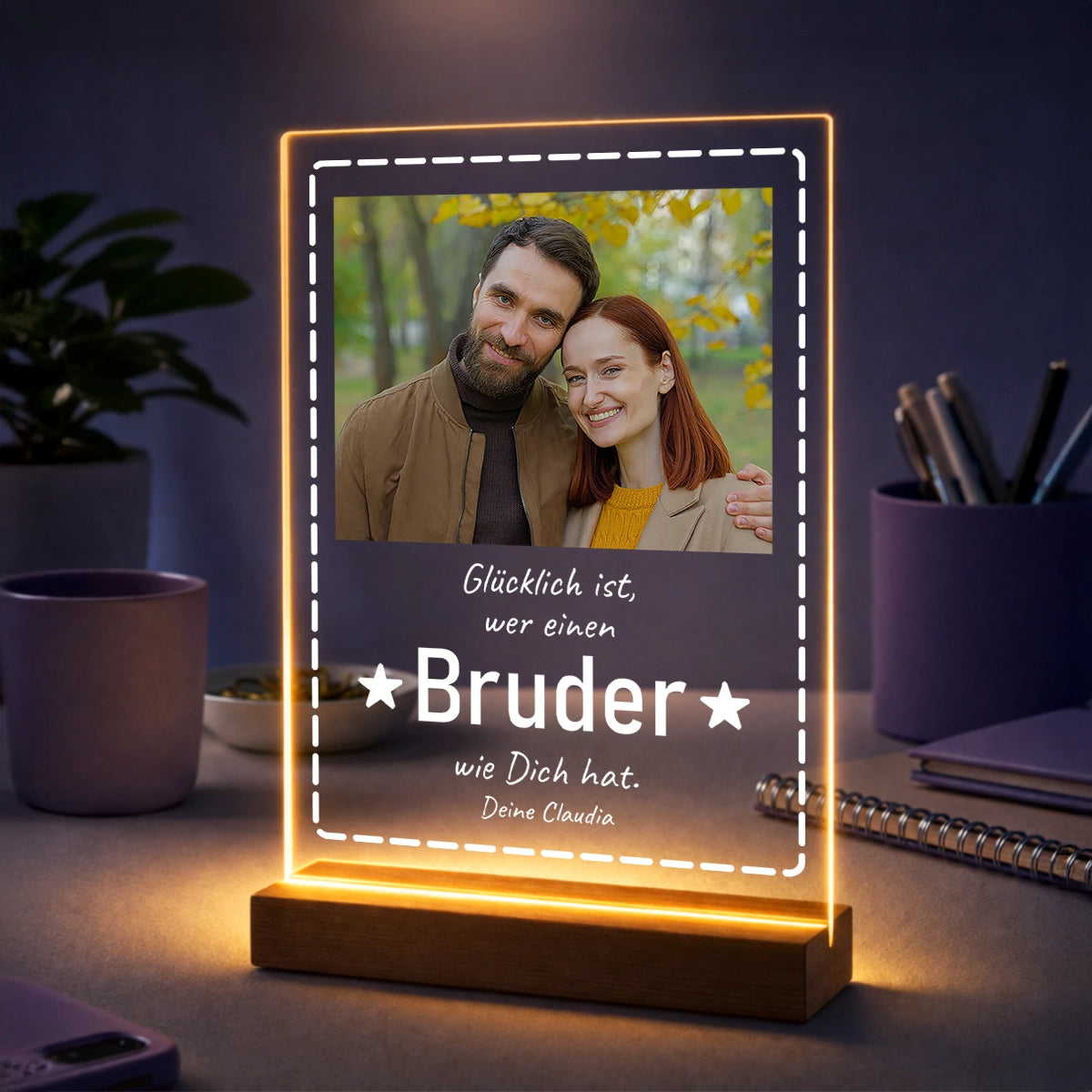 Foto auf Acrylglas mit Zitat und Unterschrift – Geschenk für den Bruder mit Text Glücklich ist, wer einen Bruder wie Dich hat