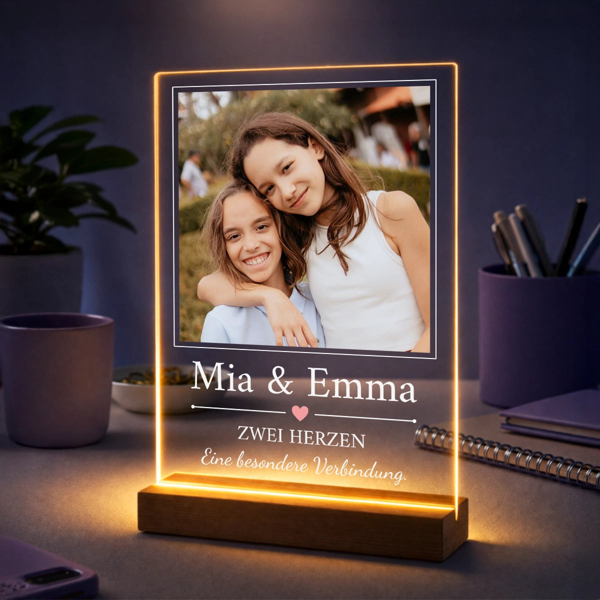 Foto auf Acrylglas mit Zitat und Namen – Geschenk für die Schwester mit Text Zwei Herzen, eine besondere Verbindung