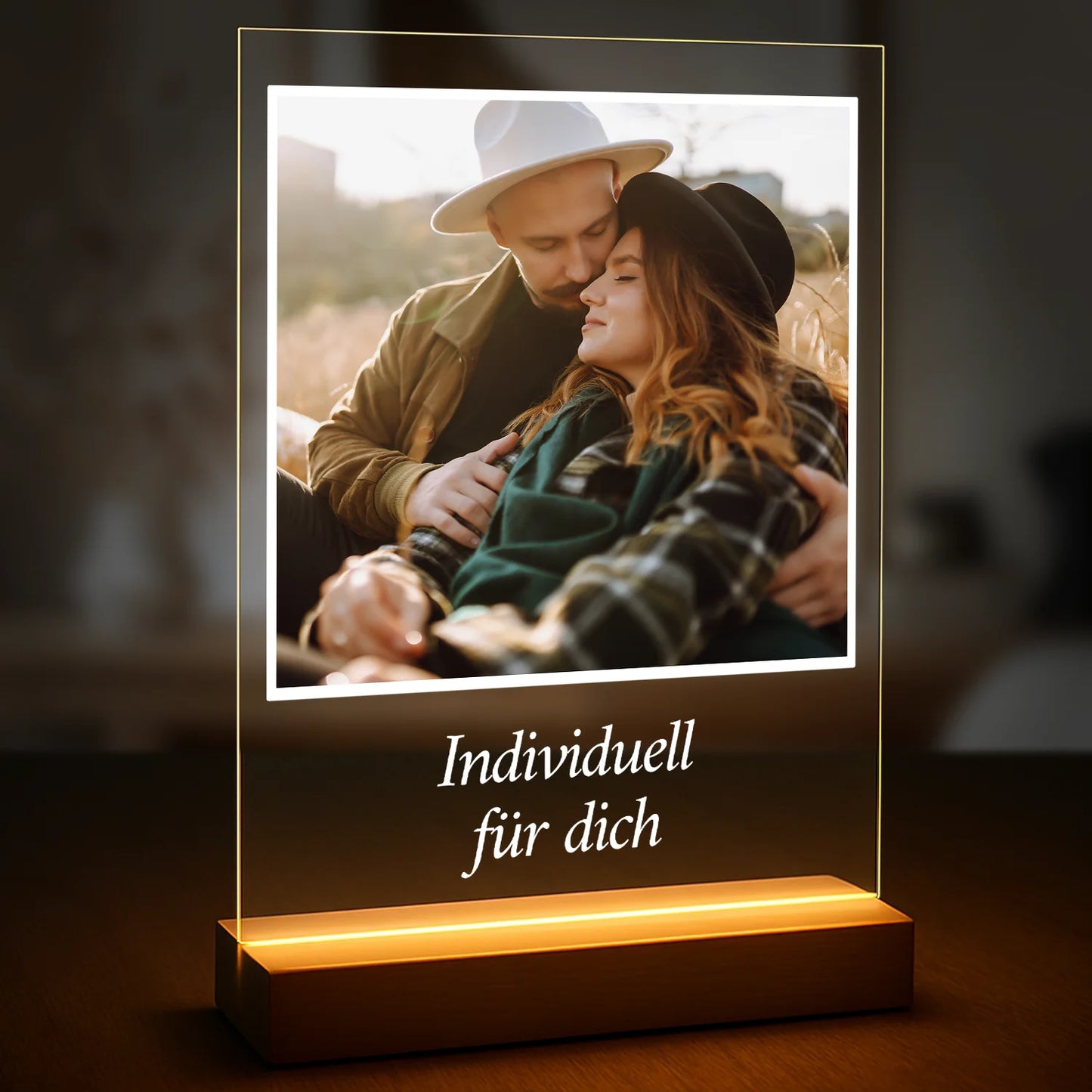 Originelles Geschenk für Paare zum Jahrestag – personalisiertes Foto auf Acrylglas mit eigenem Text