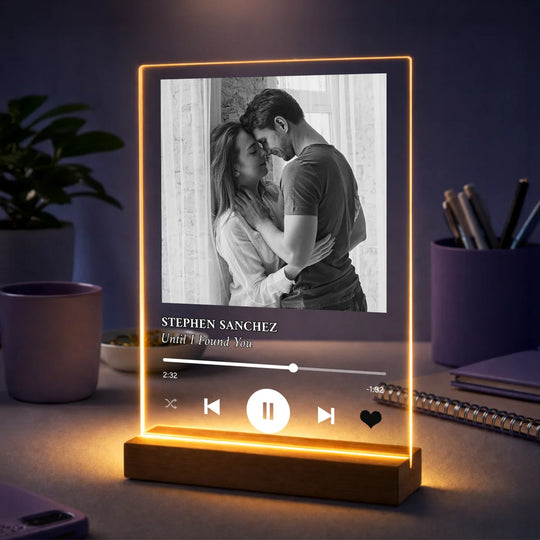 Originelles Geschenk für Paare zum Valentinstag – personalisiertes Foto auf Acrylglas Unser Lied